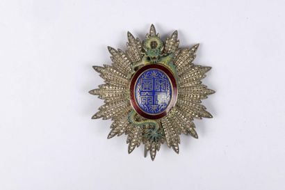 null ANNAM Plaque of the Order of the Dragon for Grand Officer or Grand Cross.
Silver.
Gross...