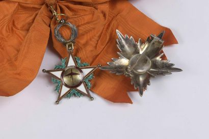 null MOROCCO Set of Grand Cross of the OUISSAM Alaouite.
Jewel and silver plate,...