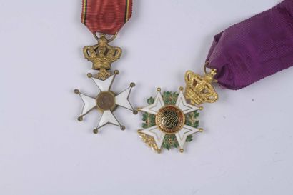 null BELGIQUE Croix d'officier de l'Ordre de Léopold en or (Pds brut : 35 g) et Croix...