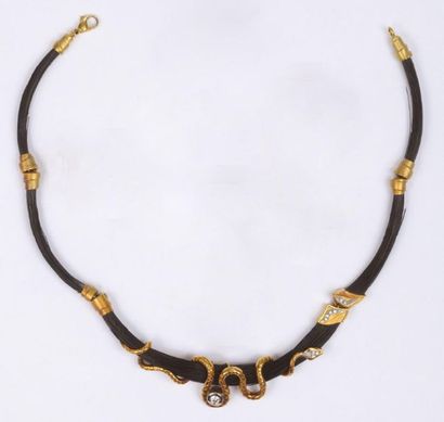 null NECKLACE made up of a bundle of elephant hair (accidents) cut with amati yellow...