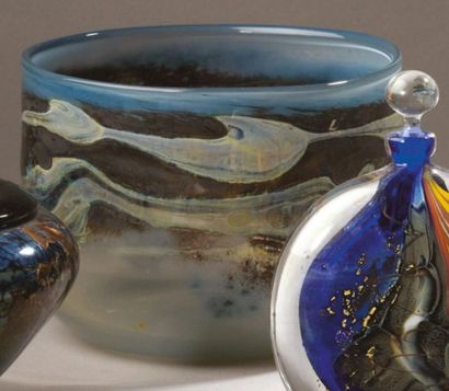 Claude MONOD (1944-1990) 
Glass bowl in blown glass with marmoreal decoration, signed,...