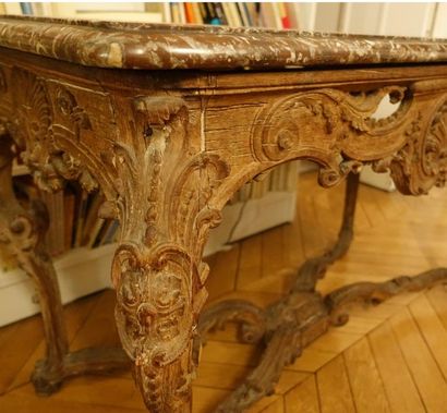 null MIDDLE TABLE all sides in carved wood with openwork shell decoration, foliated...