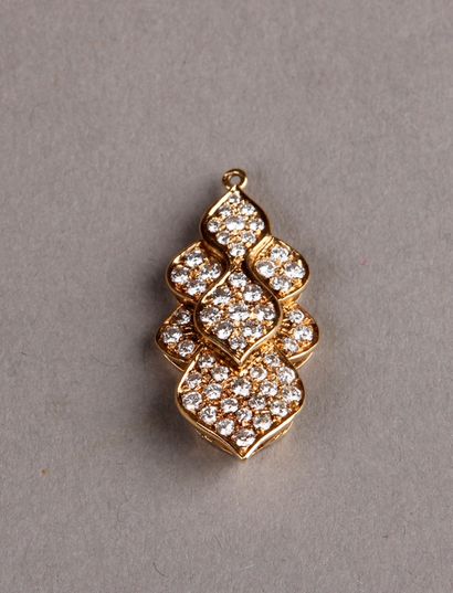 MAUBOUSSIN - Yellow gold pendant with a poly-lobed shape and paved with brilliants...