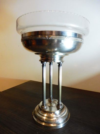 null CUP on foot carried by a doucine base, triple columns uprights, decoration ribbons...