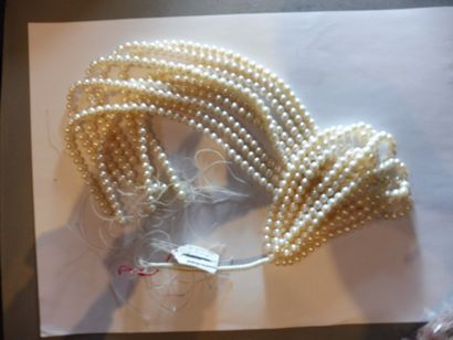 null NEW choker necklaces with pearl fantasy, 40 cm long each
