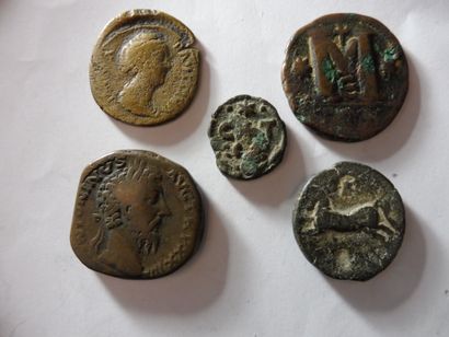 null FIVE silver coins from the Roman period