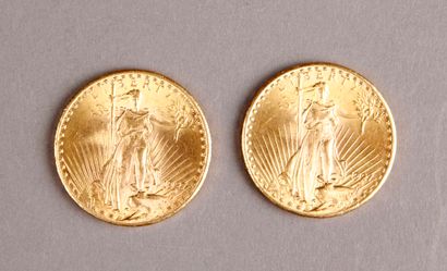 null DEUX PIÈCES de 20 dollars US en or à l'aigle, 1927.