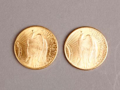 null DEUX PIÈCES de 20 dollars US en or à l'aigle, 1924 et 1925.