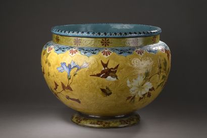 Théodore DECK (attribué à) Large earthenware JARDINER of circular form with polychrome...