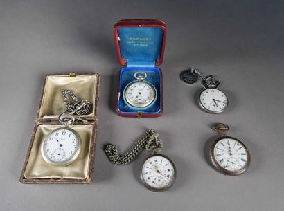 Five metal pocket watches (accidents).