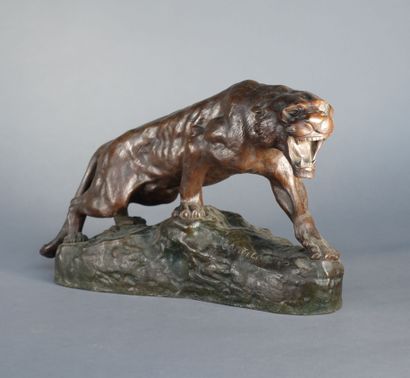 null After Thomas François CARTIER (1879-1943)

Roaring Lion

Proof in bronze with...