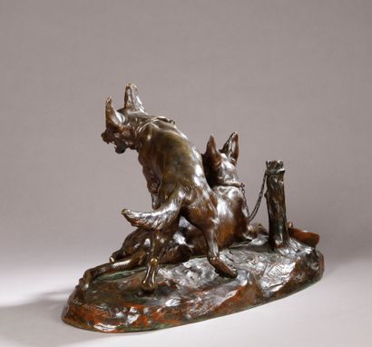 null VARNIER Pierre Henri Léon (1826-1890)

Two tied wolf dogs

Proof in bronze with...