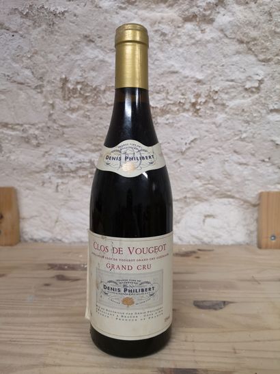null 1 bouteille CLOS DE VOUGEOT Grand Cru -1996 D. PHILIBERT Etiquette légèrement...