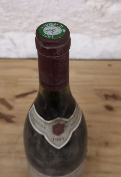 null 1 bouteille NUITS St GEORGES 1er cru Clos de la Maréchale 1985 - FAIVELEY Etiquette...