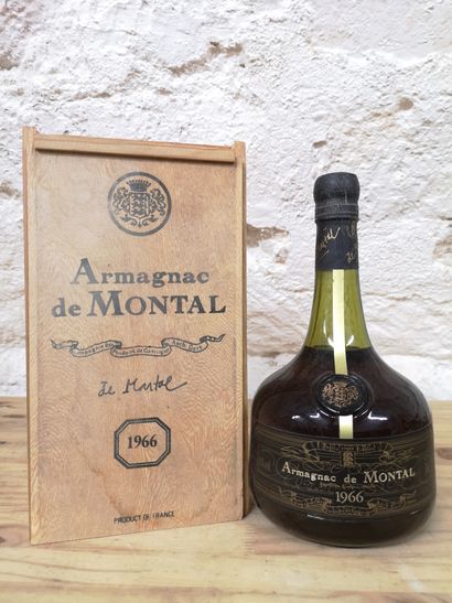1 bottle ARMAGNAC - De MONTAL In wooden box....