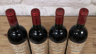 null 4 bouteilles Château MARTINENS - Margaux 1985 Etiquettes légèrement tachées....