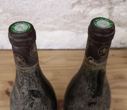 null 2 bouteilles CHATEAUNEUF du PAPE 1994 - Domaine de La CHARBONIERE dont 1 Vieilles...