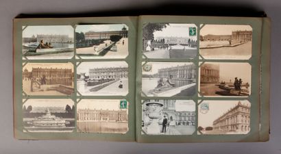 null [Cartes postales châteaux et jardins de France]. QUATRE ALBUMS de cartes postales....