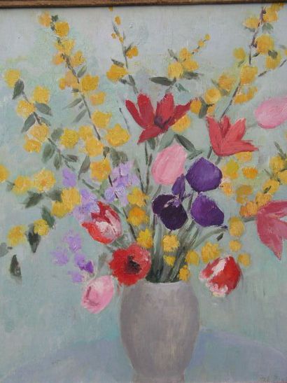 DEBAINS THÉRÈSE (1907-1975) Le vase de fleurs. Huile sur toile, signée en bas à droite....