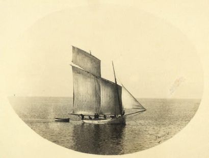  MARINES par P. des NOUHES Bateaux à voiles en mer, 1893 Deux épreuves argentiques...