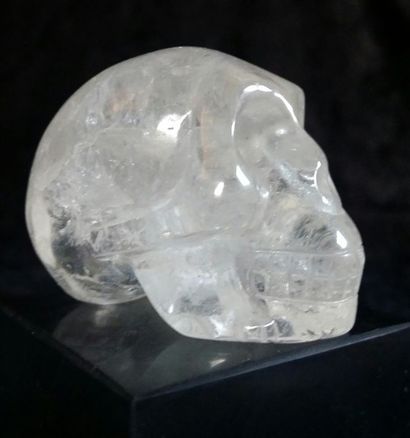 CRÂNE humain en cristal de roche. H. 5 c...