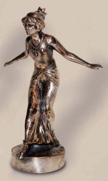  Danseuse orientale signé H.FUGERE, estampillée MAM bronze argenté, référence N3...