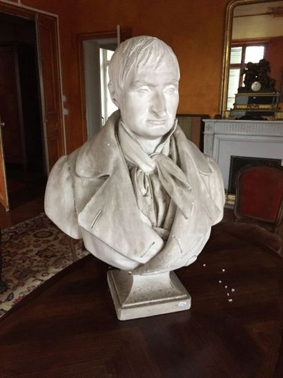 Grand buste d'homme en plâtre; XXe siècle....