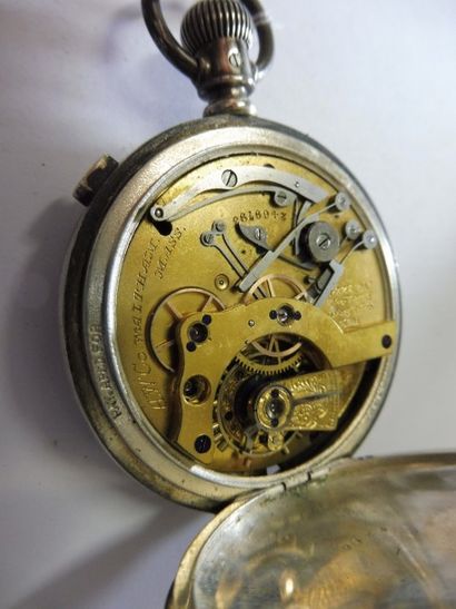 null MONTRE DE POCHE A REMONTOIR Chronomètre En argent Fabricant WALTHAM Diam 5 cm...
