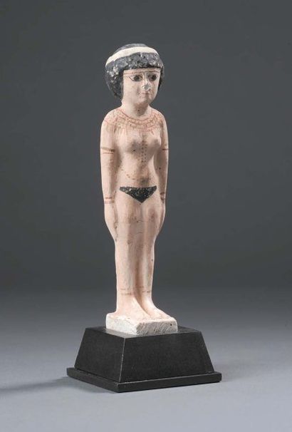 Statuette représentant une concubine debout,...