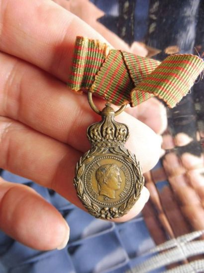 null MEDAILLE de la grande Armée et sa réduction avec son ruban