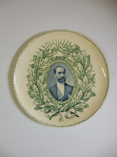 null 2 ASSIETTES "président CARNOT 1837-1894" camaïeu de vert faïence diam 20,7 cm...