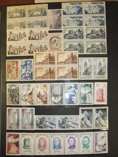 null LOT PHILATELIE carnet FRANCE et COLONIE boite de timbres divers, album de timbres...