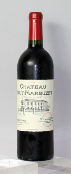 Une bouteille Château HAUT MARBUZET CB -Saint...