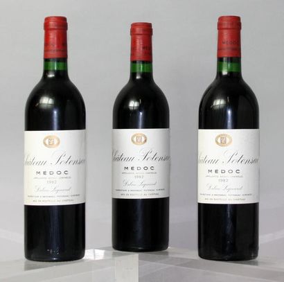 null Trois bouteilles Château POTENSAC -
Médoc 1982