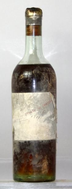 null Une bouteille Château DOISY DAENE 2éme CC -
Sauternes 1918.
(Etiquette abimée...