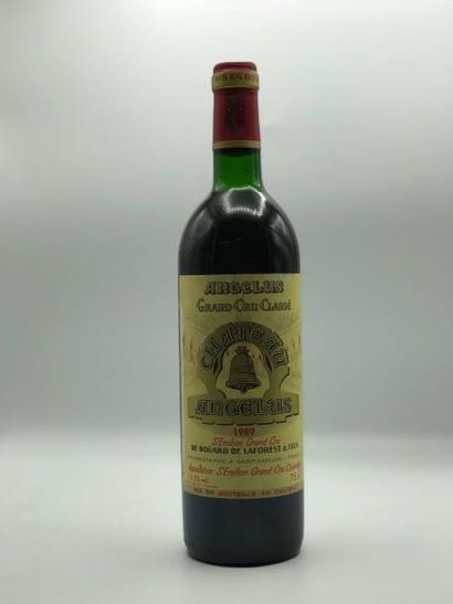 null 1 bouteille Château Angelus GGC1A Saint Emilion 1989 (niveau: lég.bas)