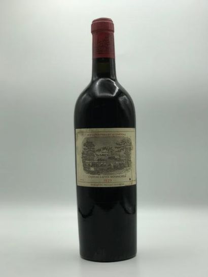 null 1 bouteille Château Lafite Rothschild 1er Cru Classé Pauillac 1929 (étiq. très...