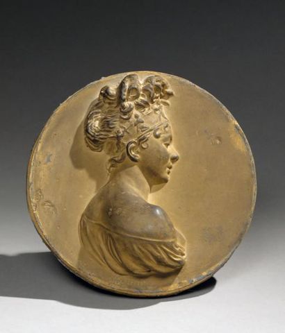 Joseph Chinard (1756-1813) Juliette Récamier en buste Médaillon en terre cuite. Signé...