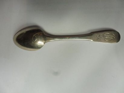 null 5 CUILLERS A CAFE modèle uniplat chiffré EP argent fabricant LL Nord 1819-1838...