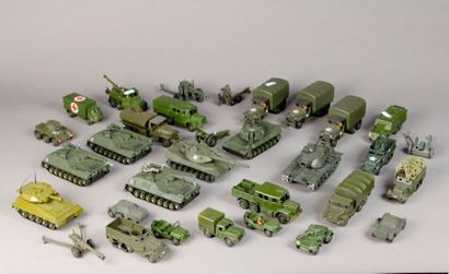 null DINKY TOYS – DTA : Camions bâchés – tanks – citernes – véhicules blindés (+...