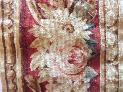 null FRAGMENT de cadre tapisserie aux petits points décor aux rameaux fleuris laine...