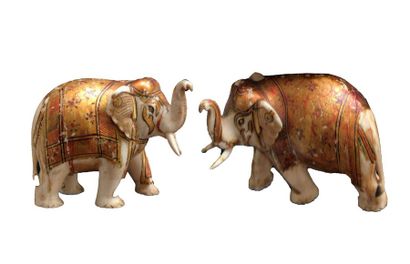 null IVOIRE, Chine 


Paire d'éléphants


H: 8.5 cm. - 3 1/3 in.





Les démarches...