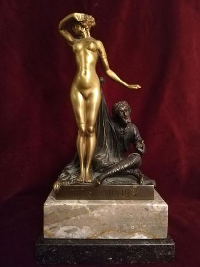 Theodor EICHLER (1868-1946) Femme et mendiant
Sculpture en bronze à patine dorée...