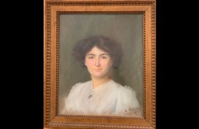 null Katherine BERNHEIM (XIXème siècle)

Portrait de femme 

Pastel sur papier signé...