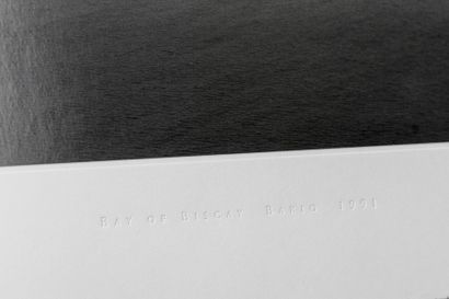 null Hiroshi SUGIMOTO (1948)

Bay of Biscay Bakio 1990 .time exposed 1991 Edition...