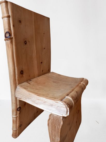null Livio DE MARCHI (1943)

Bureau et son fauteuil en bois sculpté, prenant la forme...