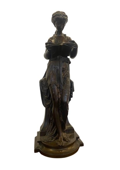 null Paul DUBOY (1830-c.1887)
Calliope 
Epreuve en bronze à patine brune 
Signée...