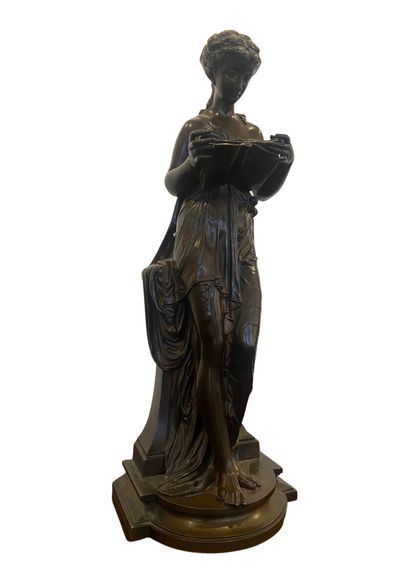 null Paul DUBOY (1830-c.1887)
Calliope 
Epreuve en bronze à patine brune 
Signée...