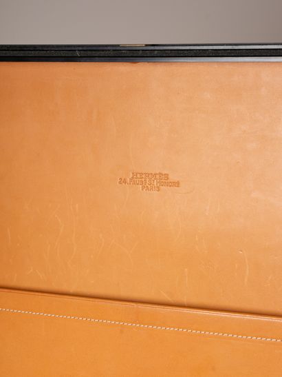 HERMÈS HERMÈS
Espace" attaché case
In carbon fiber with black-gray checkerboard effect,...