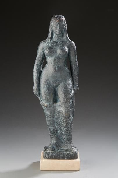 Lucien GIBERT (1904-1988) Femme nue debout

Bronze à patine brune

Signé, annoté...